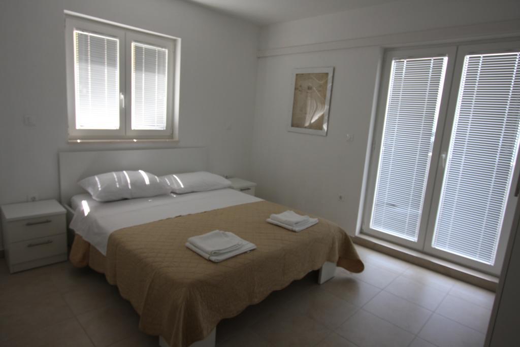Mimice Bay Apartments Extérieur photo