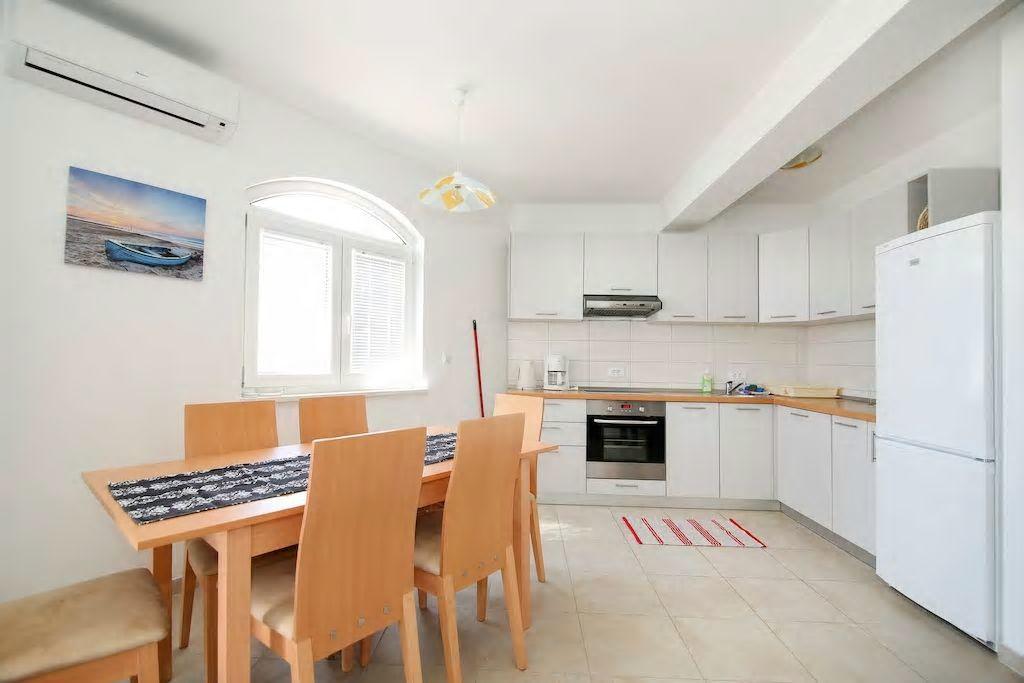 Mimice Bay Apartments Extérieur photo